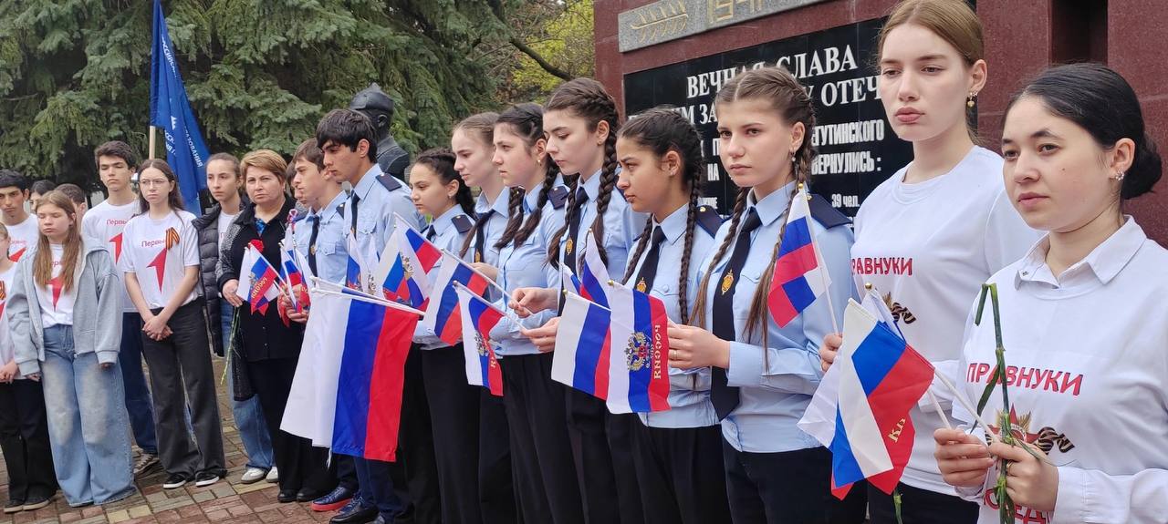 Посадка  деревьев &amp;quot;Аллея Защитников  Отечества&amp;quot;..